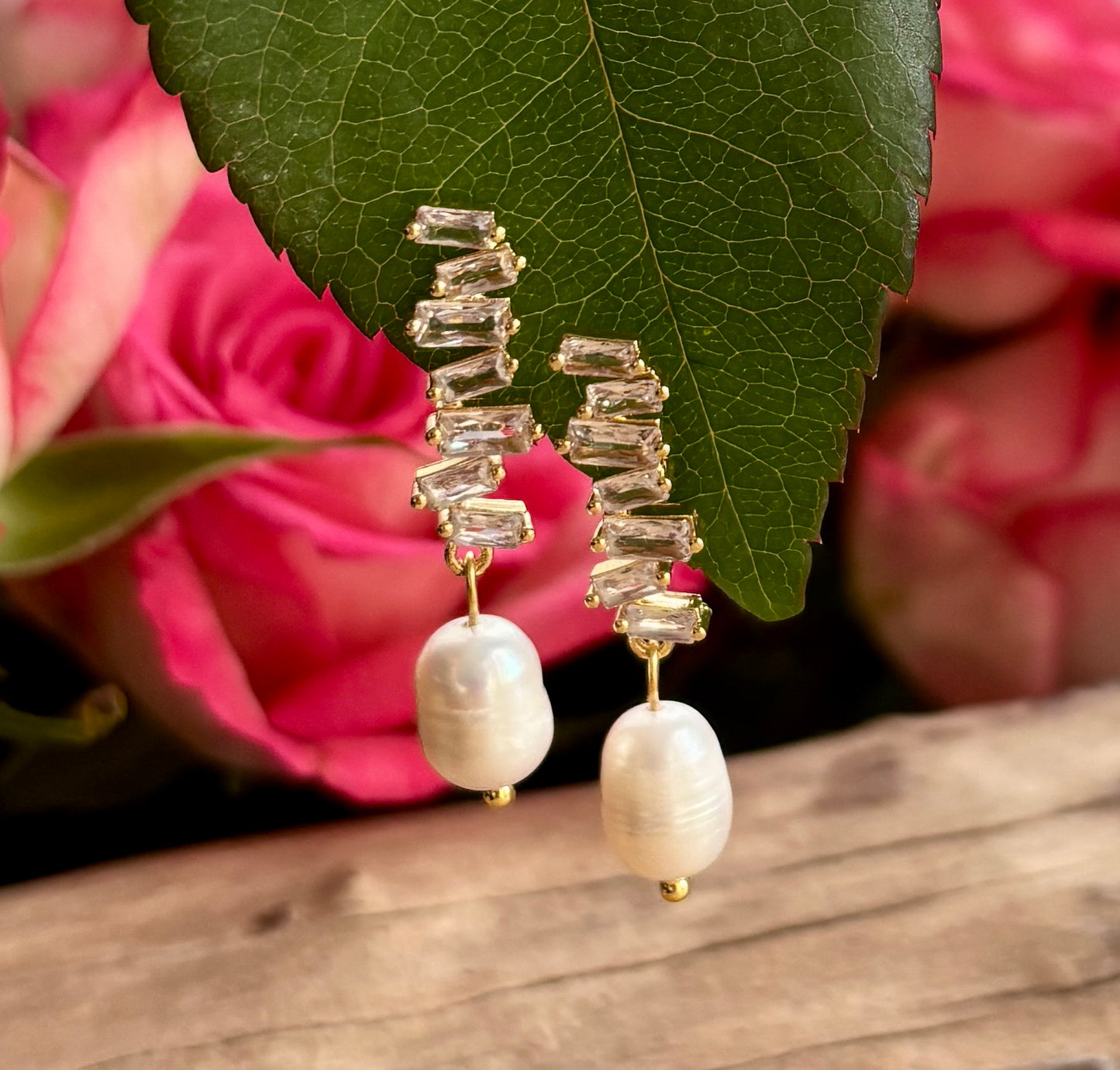 14ct Gold Plated Cubic Zirconia Zig-Zag Fresh Water Pearl Earrings