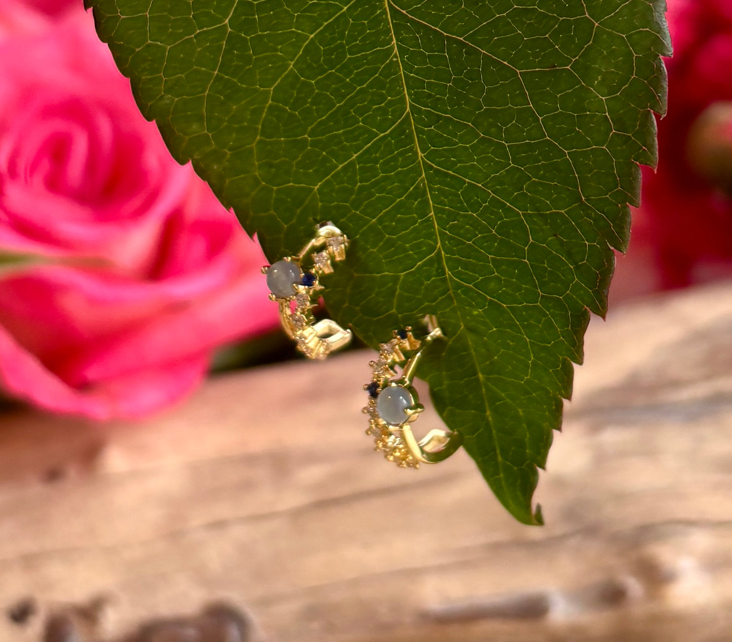 14ct Gold Plated Curved Cat's Eye Stone Earrings