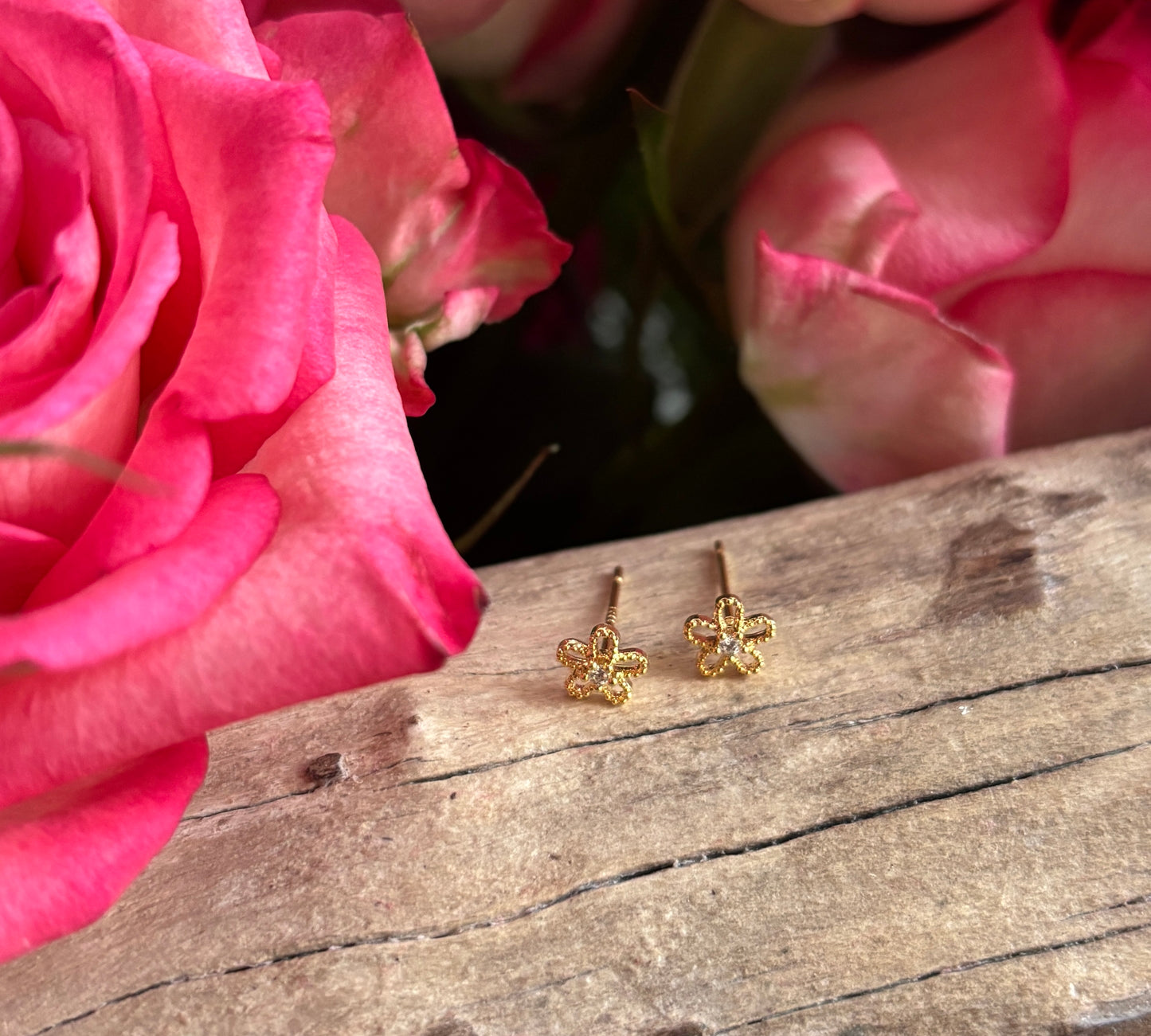 14ct Gold Plated Mini Hollow Flower Stud Earrings