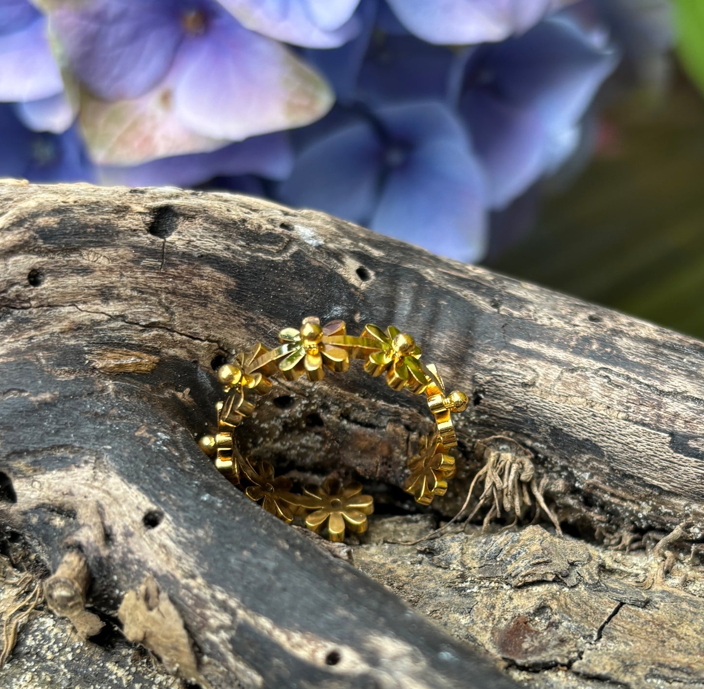 18ct Gold Plated Adjustable Daisy Ring