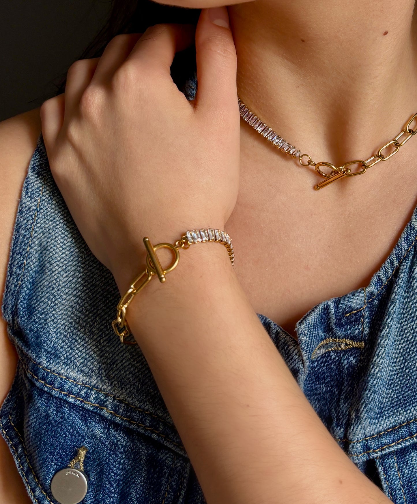 18ct Gold Plated Cubic Zirconia T Bar Necklace
