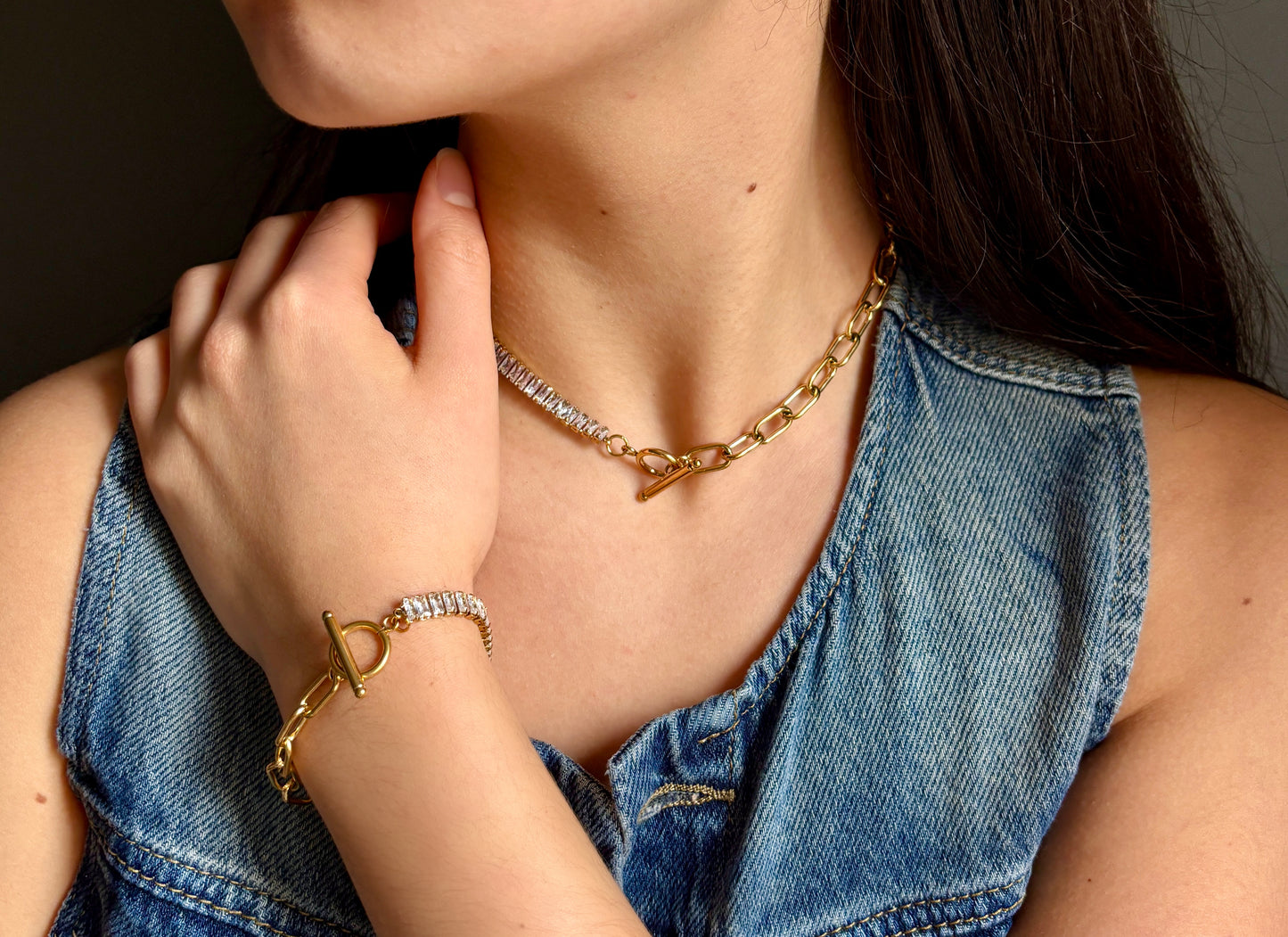 18ct Gold Plated Cubic Zirconia T Bar Necklace