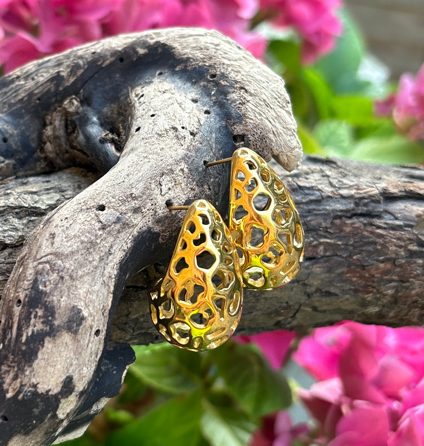 18ct Gold Plated Hollow Cage Earrings