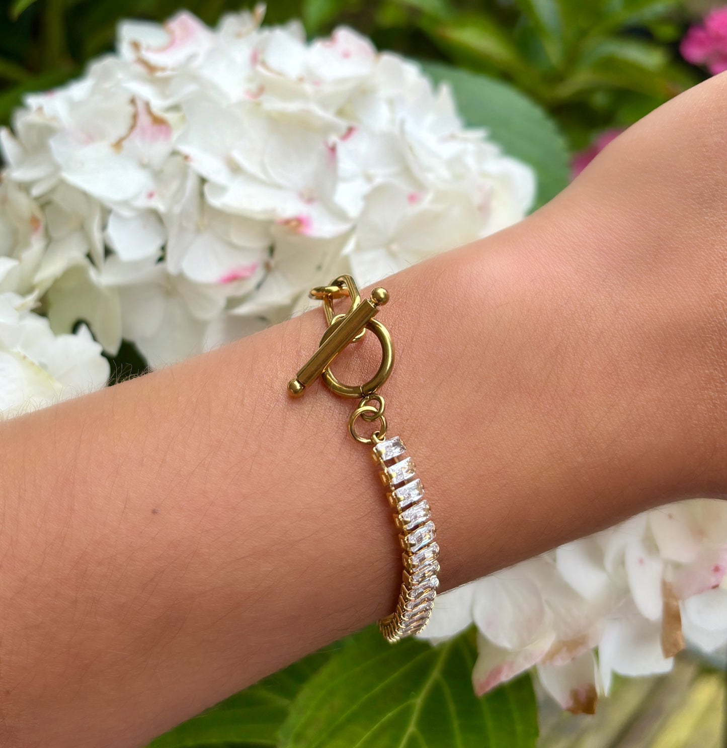 18ct Gold Plated Cubic Zirconia T-Bar Bracelet