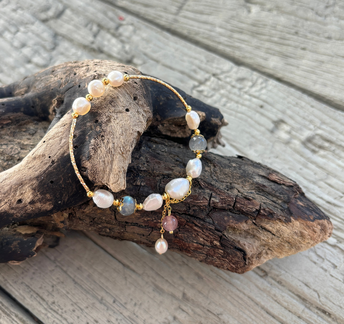 14ct Gold Plated Fresh Water Pearl Moonstone Elastic Bracele
