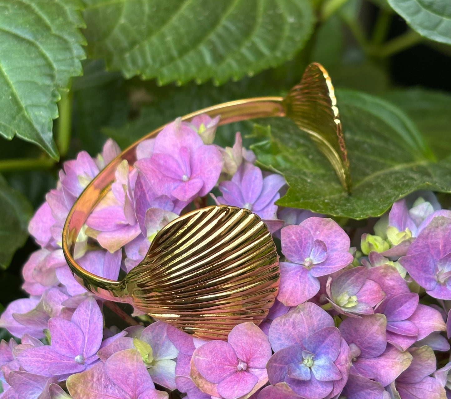 18ct Gold Plated Adjustable Sea Shell Bangle