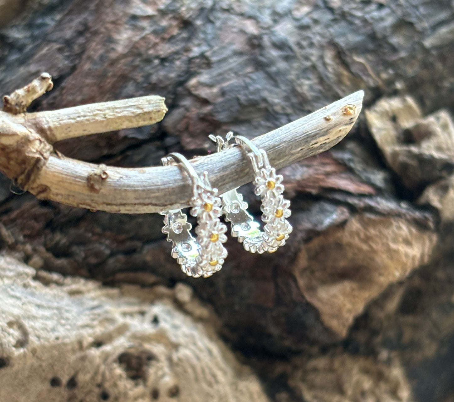 925 Sterling Silver Daisy Hoop Earrings