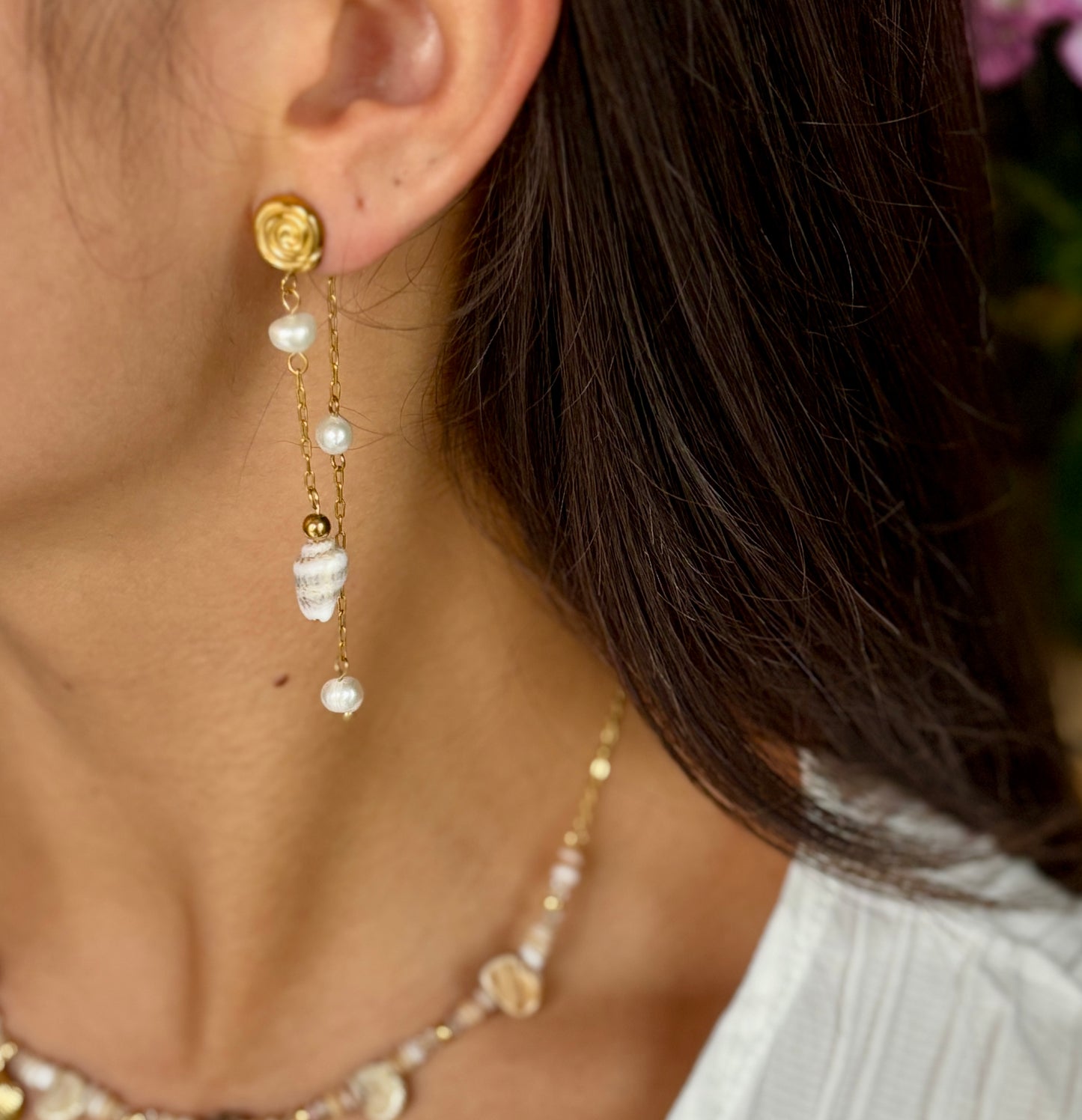 18ct Gold Plated Pearl Shell Dangle Earrings