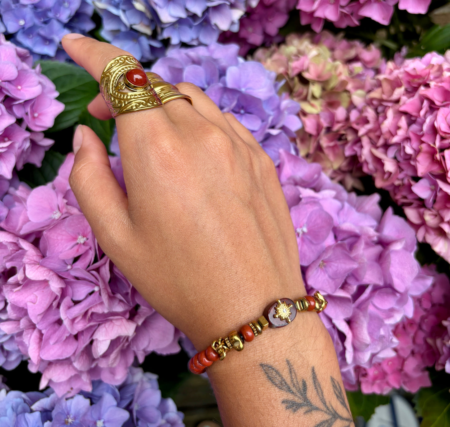 18ct Gold Plated Red Agate Elastic Bracelet