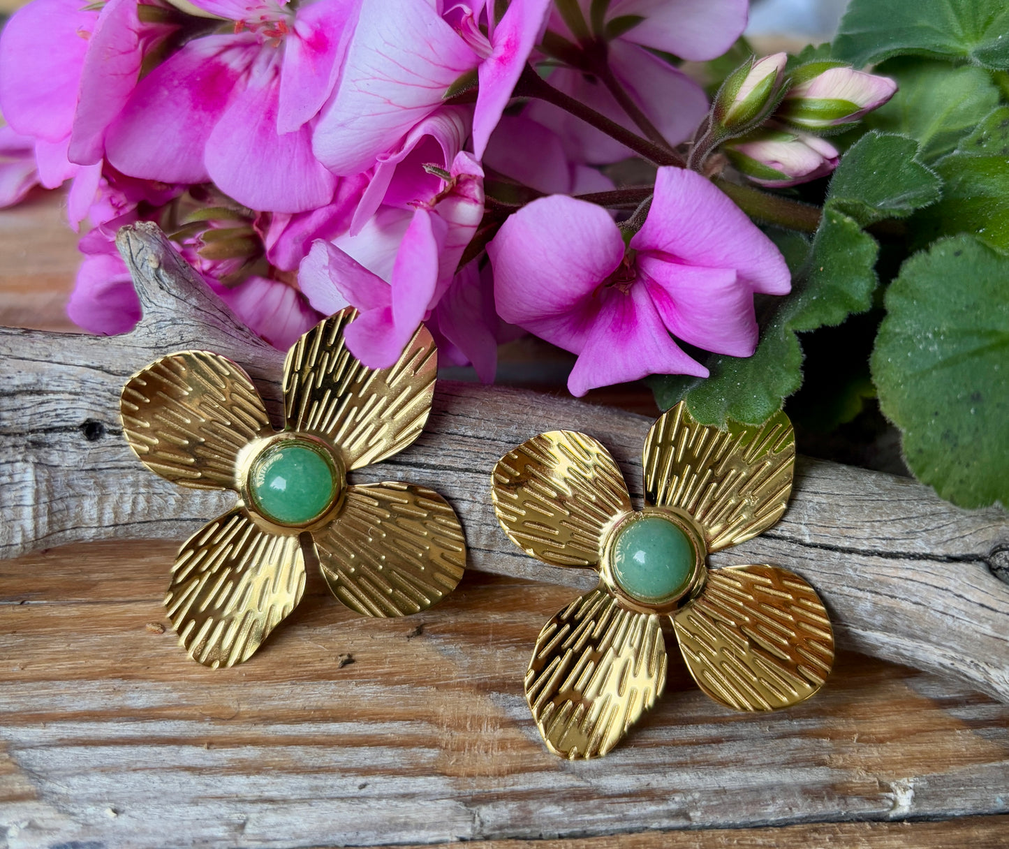 18ct Gold Plated Green Aventurine Flower Earrings