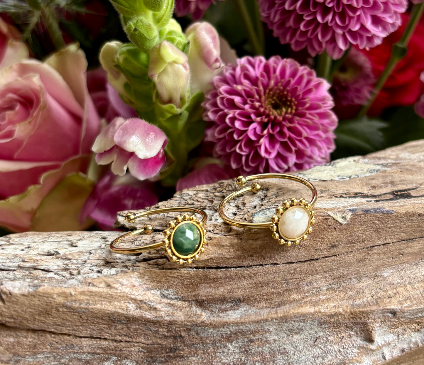 18ct Gold Plated Natural Stone Flower Ring