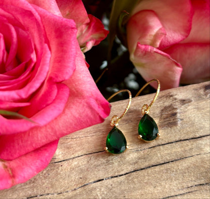 14ct Gold Plated Faceted Green Glass Drop Earrings