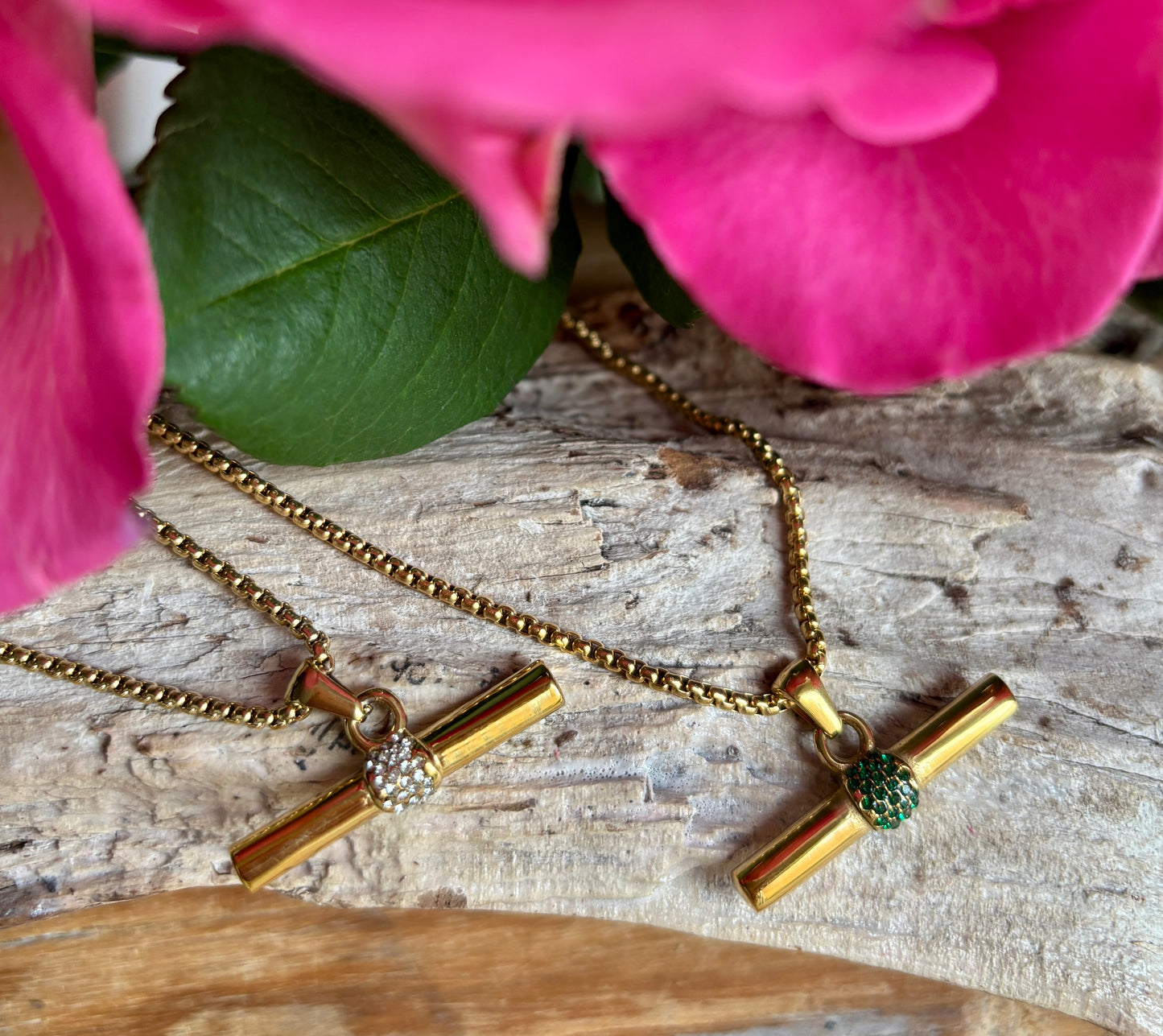 18ct Gold Plated Green Cubic Zirconia T-Bar Necklace
