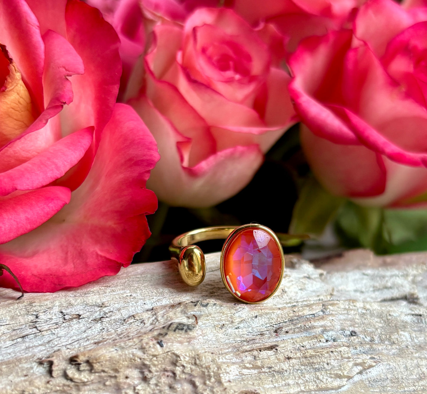 18ct Gold Plated Faceted Glass Ring - Available in Two Colours