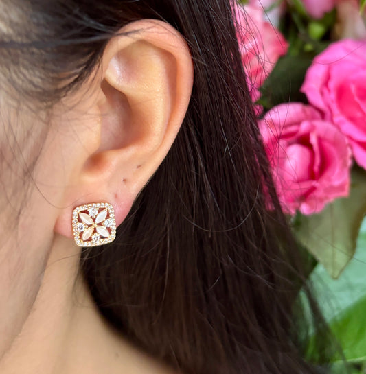 14ct Gold Plated Cat's Eye Stud Earrings