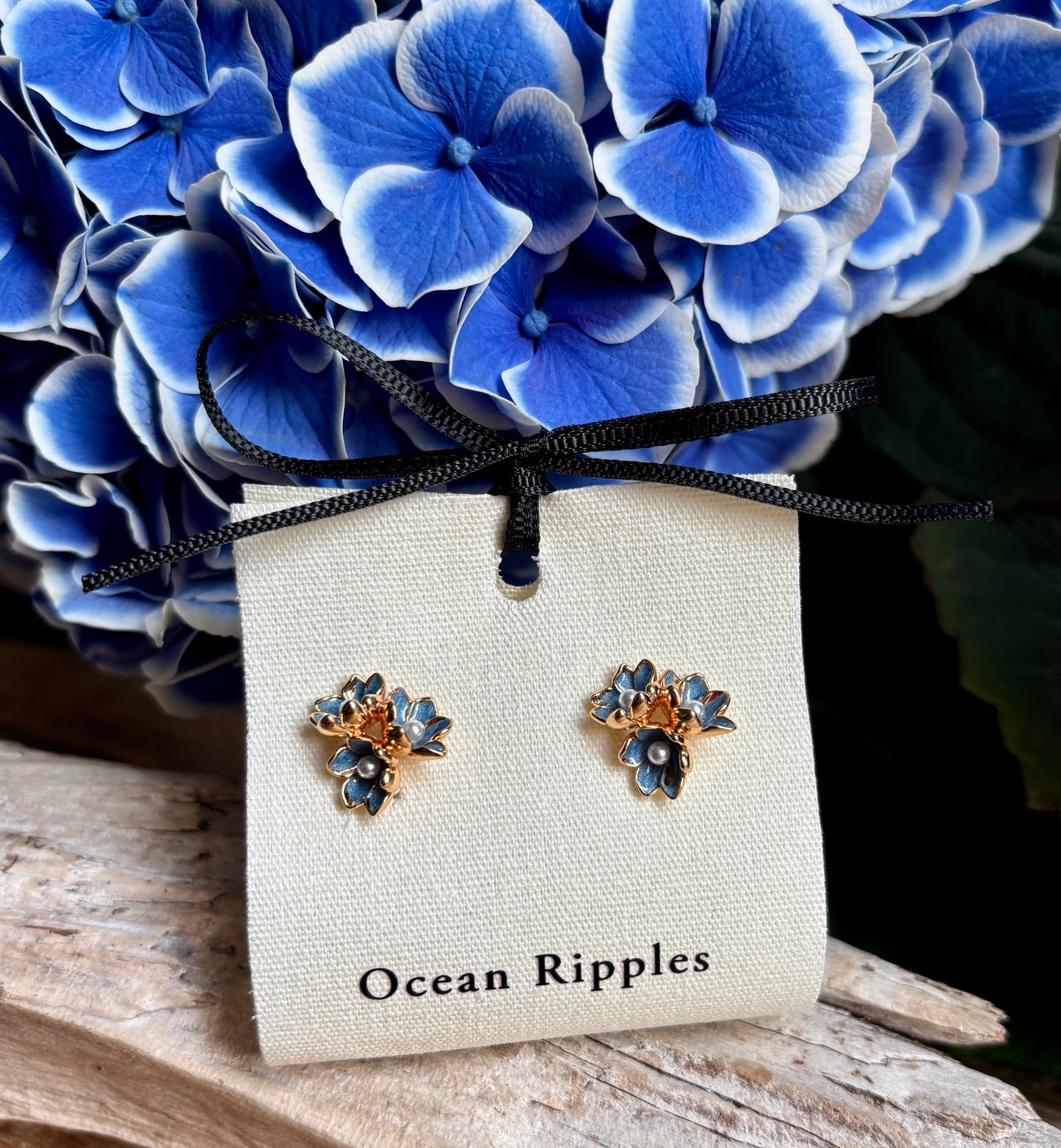 14ct Gold Plated Bluebell Pearl Bloom Stud Earrings