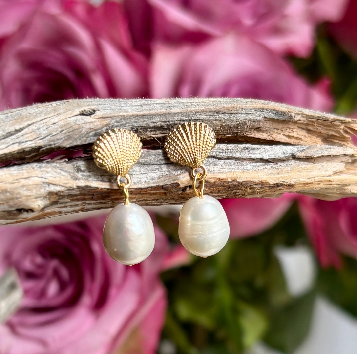 14ct Gold Plated Fresh Water Pearl Shell Earrings